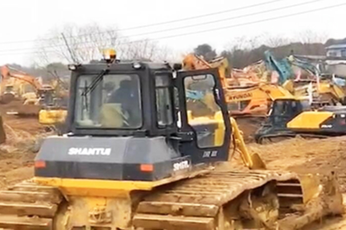 抗击疫情—2020年凯时凯时首页助力“武汉版小汤山“建设”